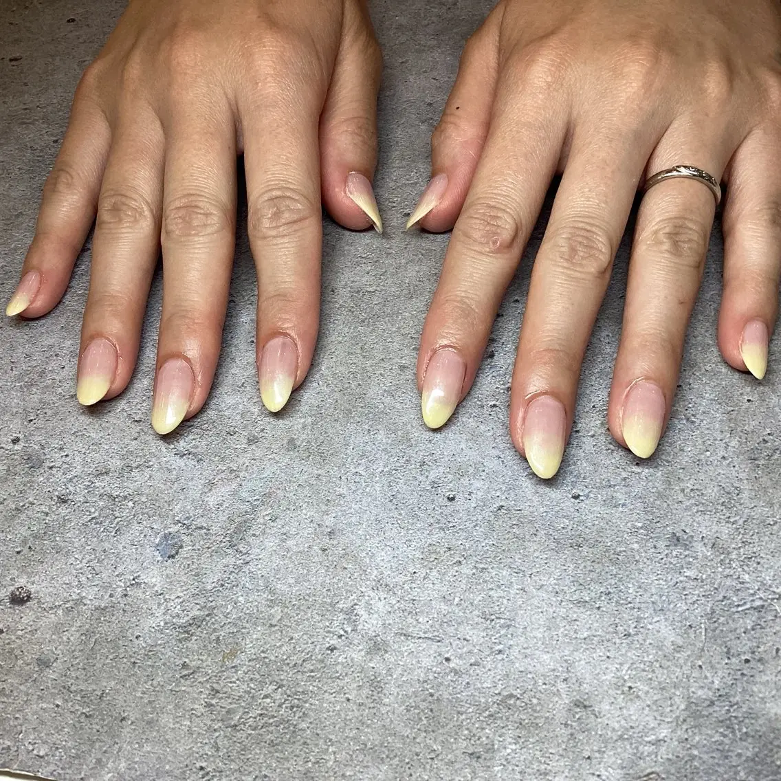 ネイル RECH あやの💅🏻🤍のネイルデザイン