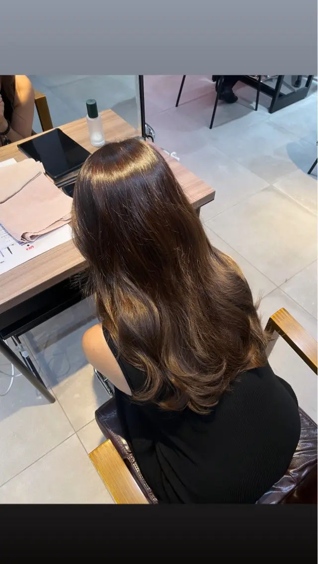 ロング ヘアカラー Kako🫧⭐️ アシスタント/モデルのヘアスタイル