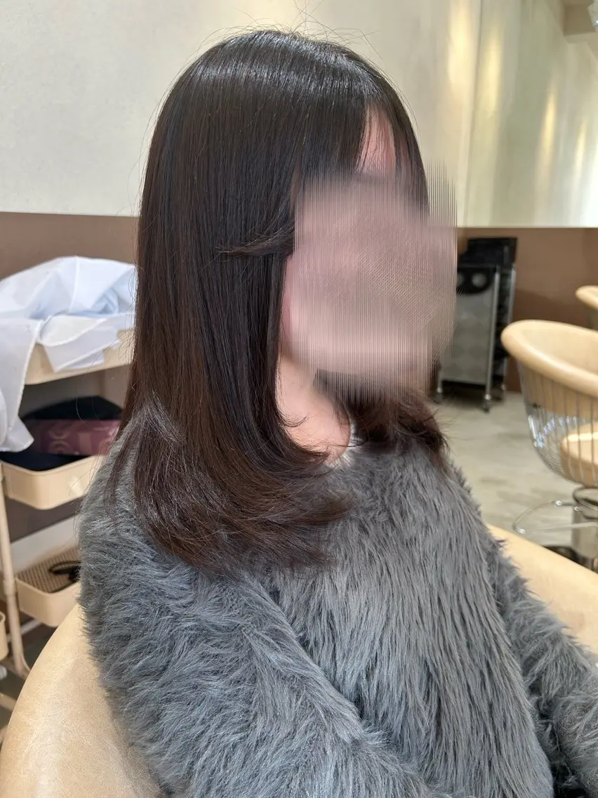 ミディアム レイヤーカット ローレイヤー 平田 悠馬のヘアスタイル
