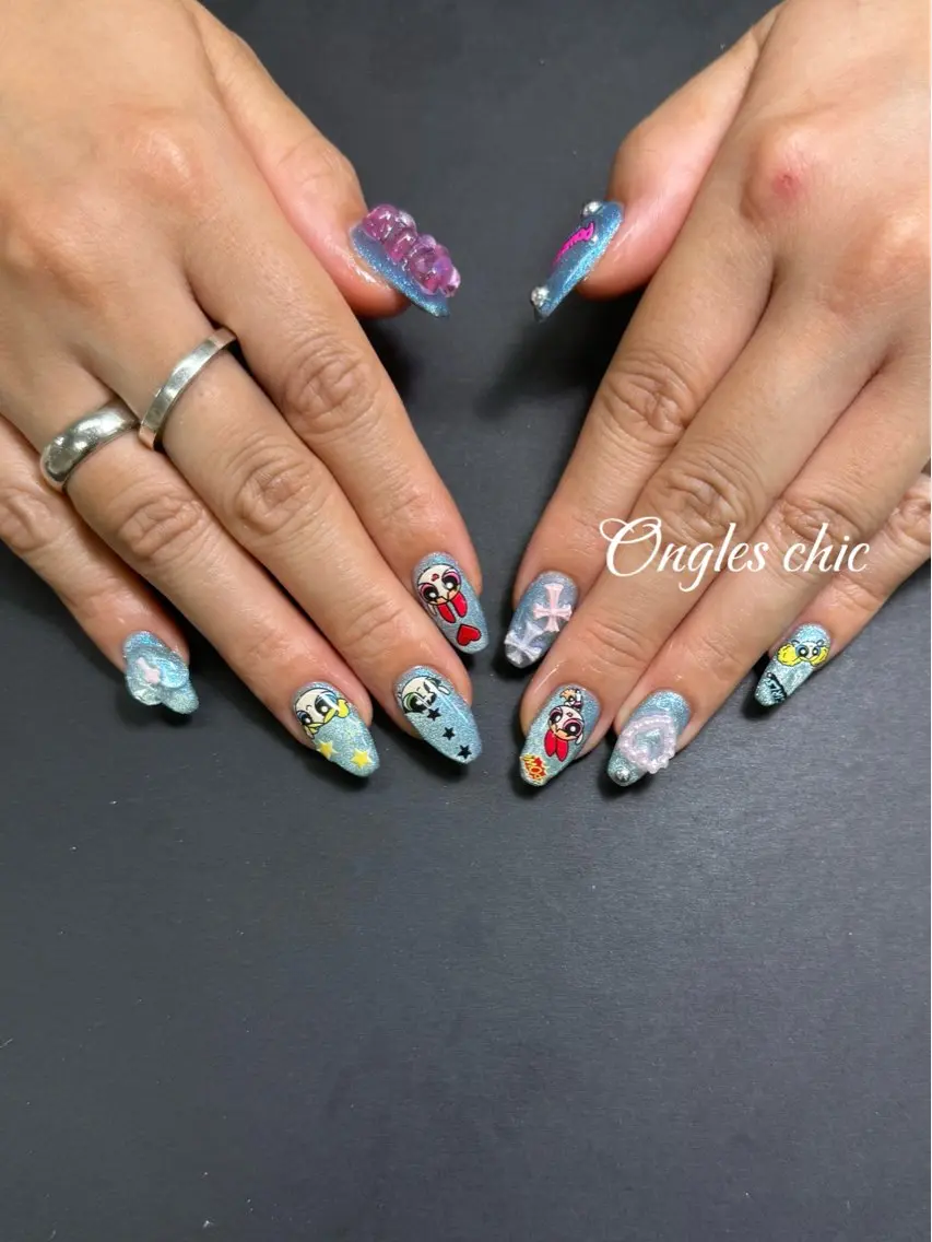 ネイル ハンドネイル ongles chicのネイルデザイン