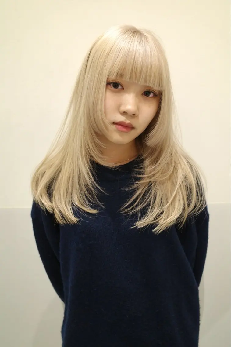 ミディアム カラー カット ヘアカラー トリートメント ブリーチ🫴 ボブ✍️レイヤーのヘアスタイル