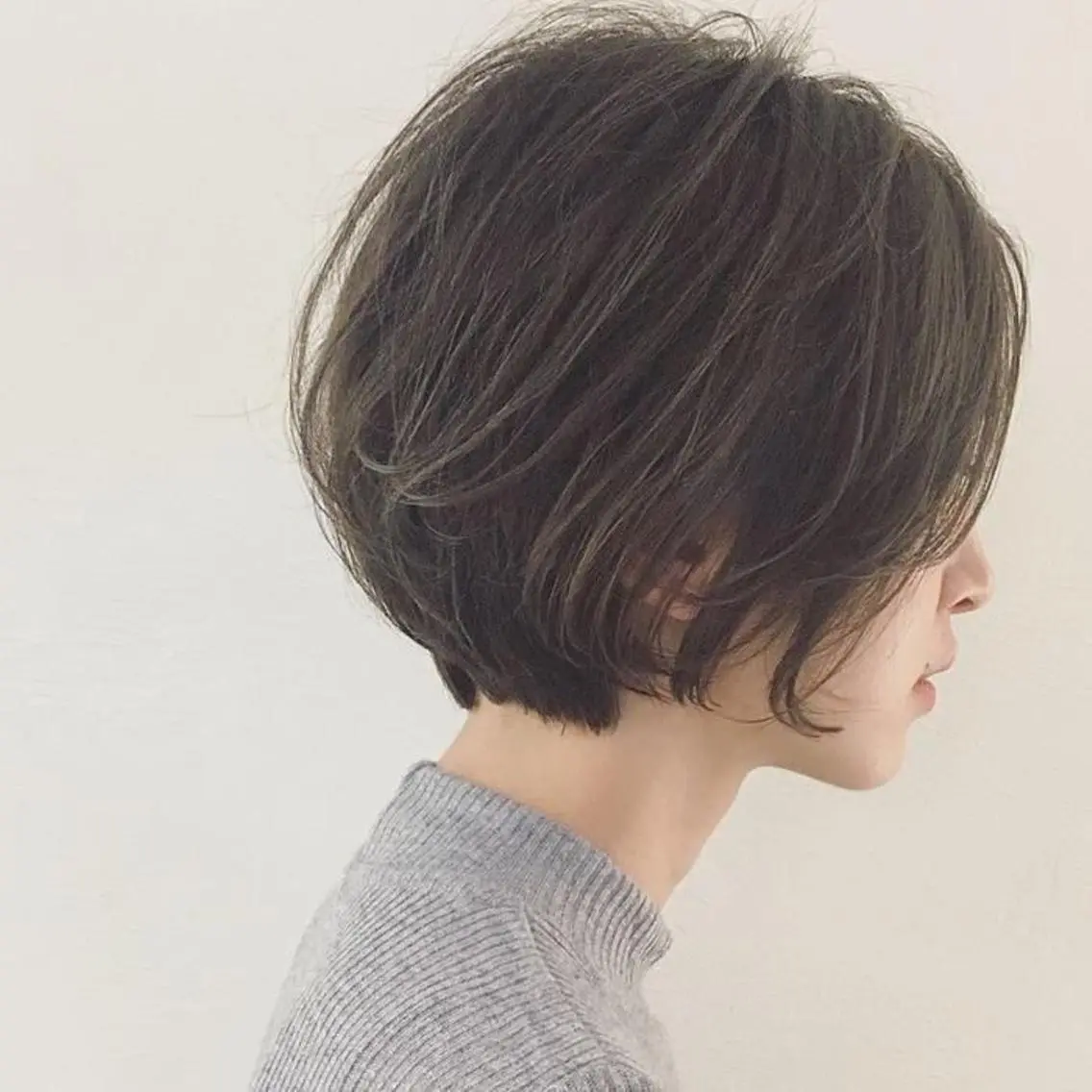 ショート カラー 吉田一輝 外国人パーマのヘアスタイル