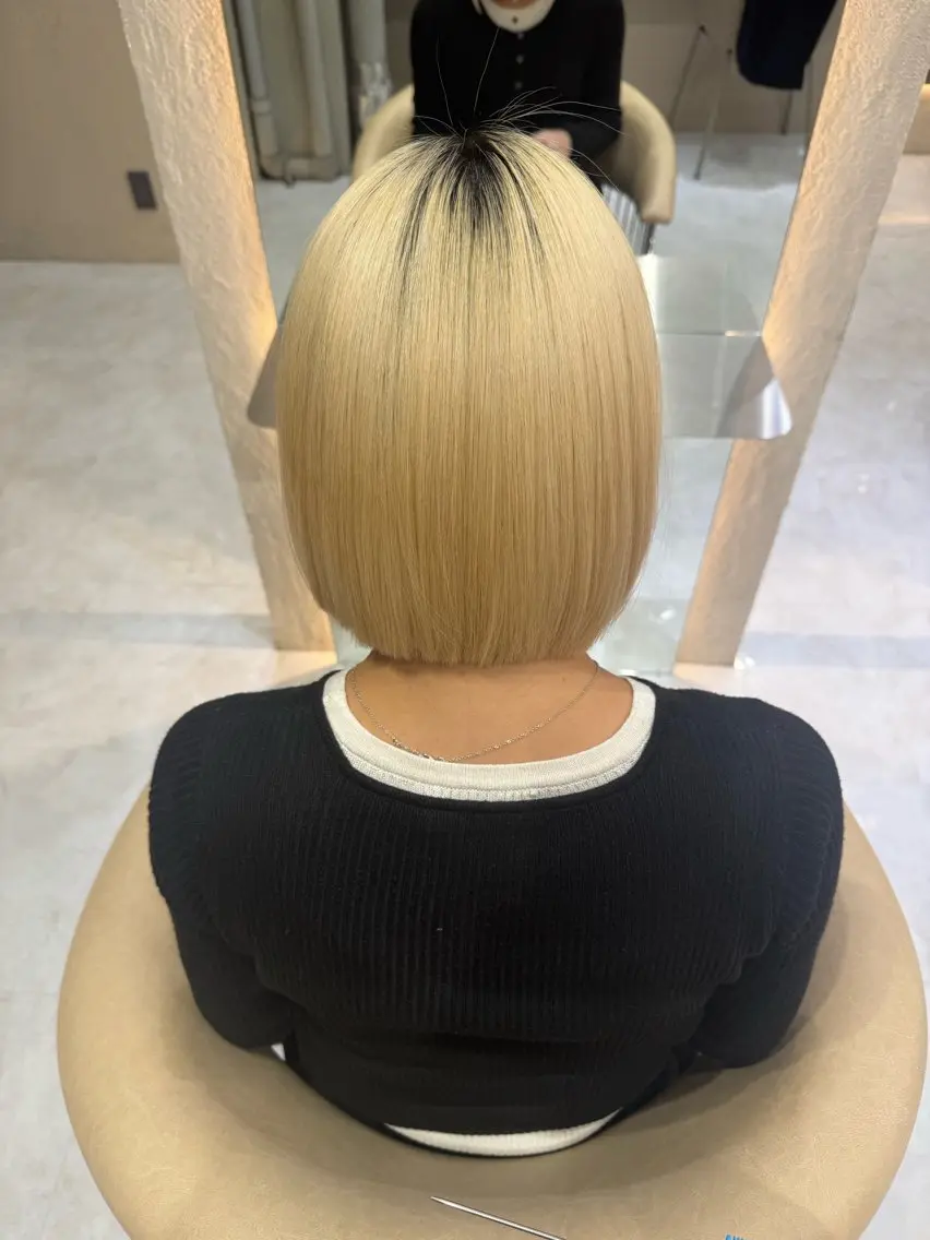 ショート カット 美髪矯正透明感カラー 江川 和輝のヘアスタイル