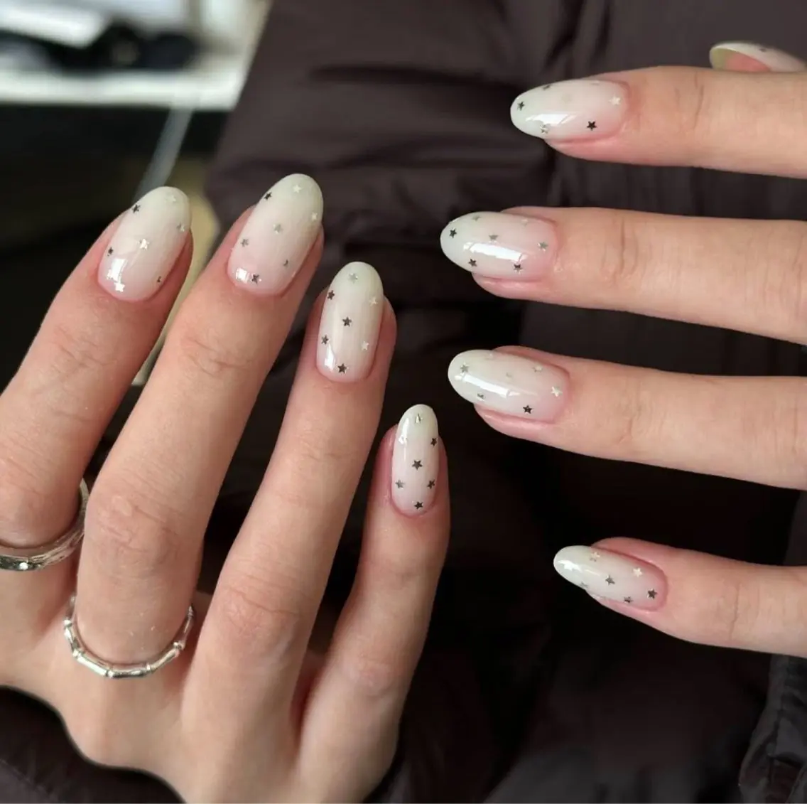ネイル ハンドネイル 🎀PG🩵 ネイルサロンのネイルデザイン