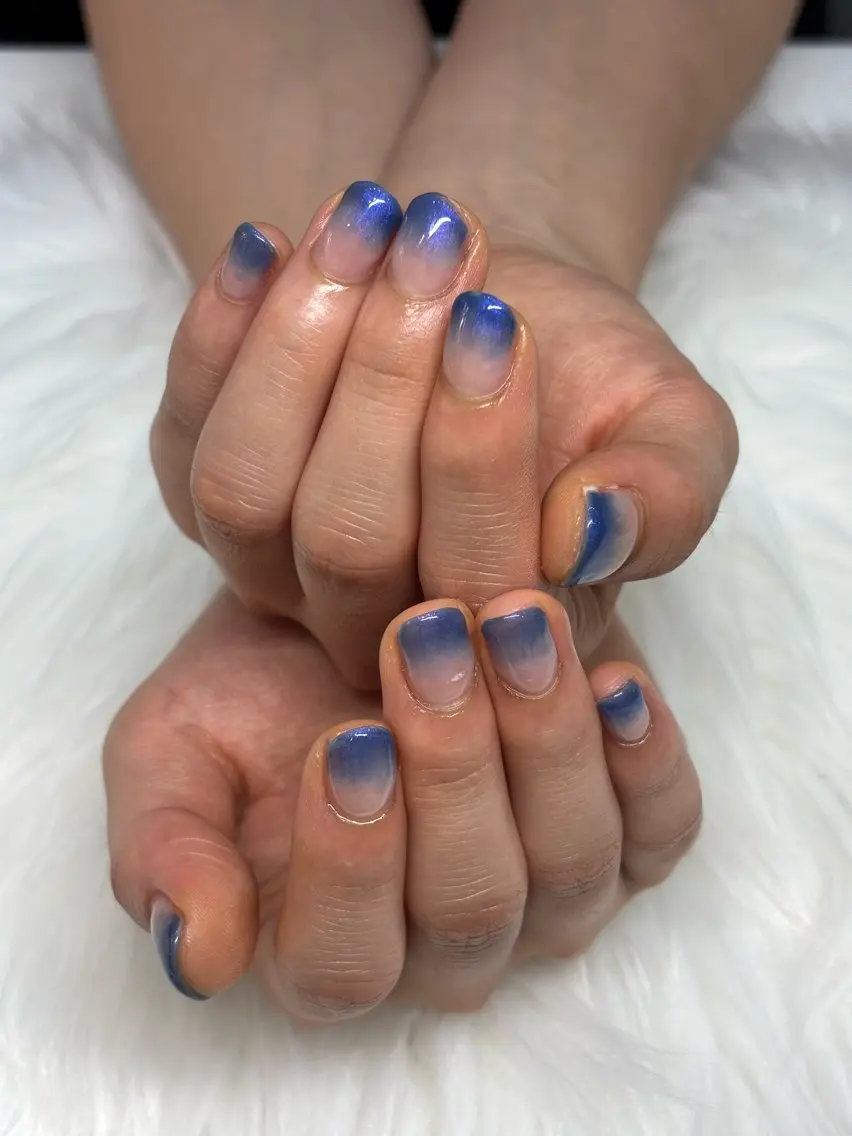 ネイル SHIORI ⭐︎のネイルデザイン