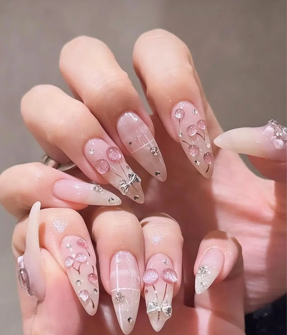 ネイル アートネイル オーロラネイル ジェルネイル ガーリー キラキラネイル ハンドネイル Floria nail salonのネイルデザイン