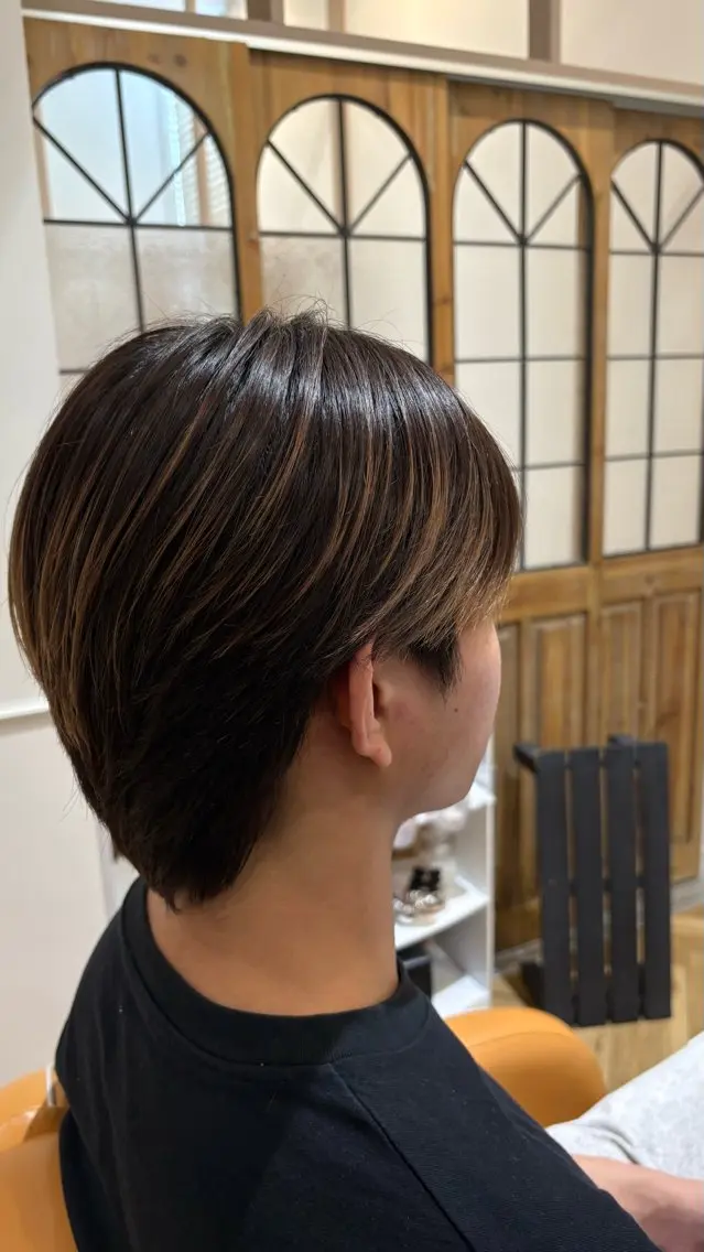 ショート カラー カット 似合わせ 顔周りYUUGAのヘアスタイル