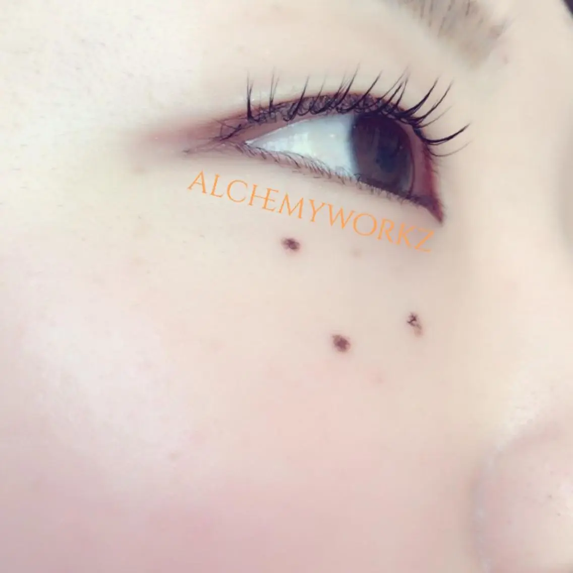 マツエク・マツパ Cカール alchemy workzの眉毛・アイブロウイメージ