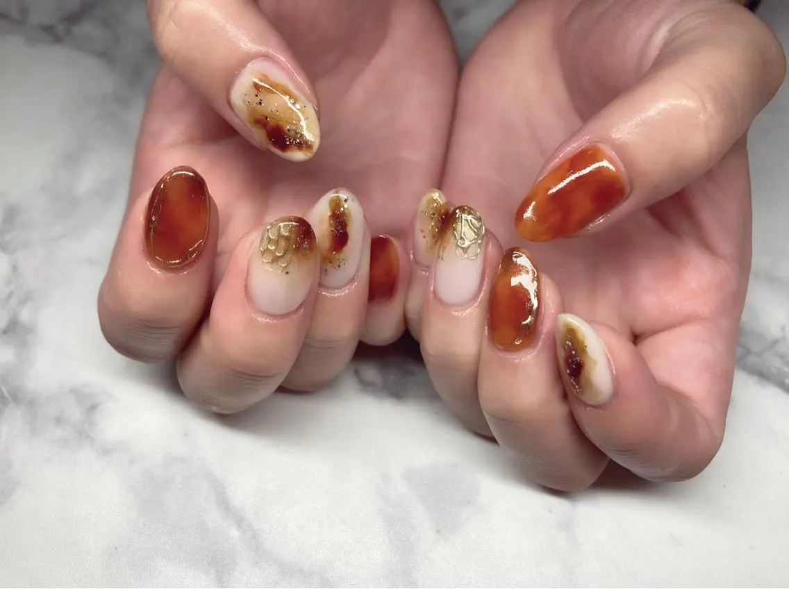 ネイル ジェルネイル ニュアンスネイル パラジェル 夏ネイル Nail&eye Belire 新宿のネイルデザイン