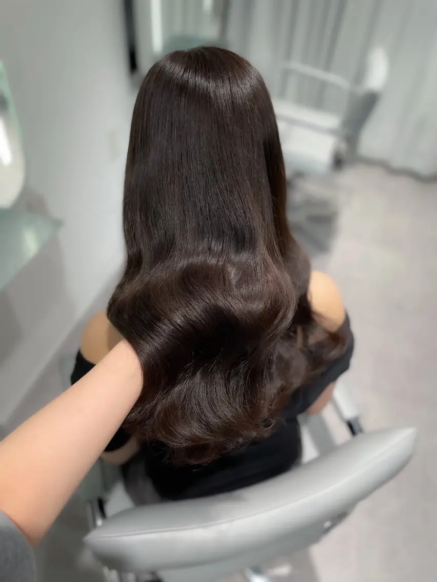 セミロング ヘアカラー トリートメント 透明感巻ける縮毛矯正 可愛いStyle杏琉のヘアスタイル