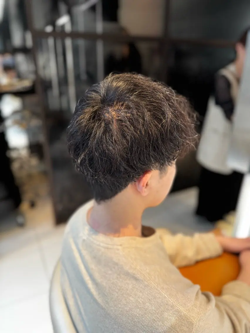 ショート パーマ メンズ カット パーマ 🤍たむら みなみ 銀座🤍のヘアスタイル