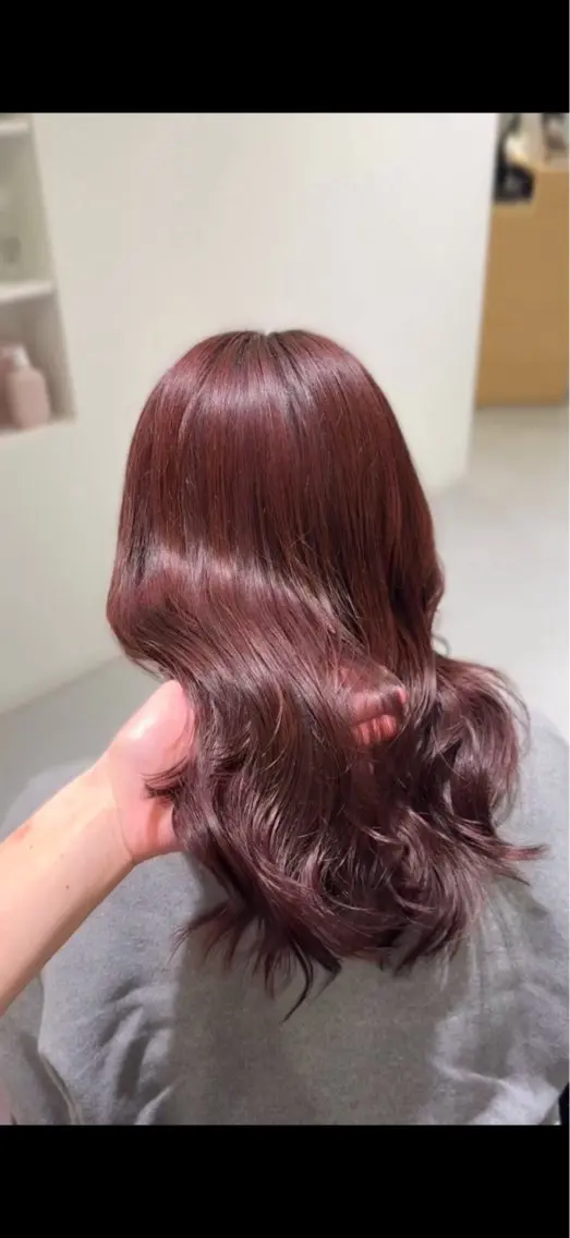 ロング ヘアカラー トリートメント ️🫧透明感カラー& 髪質改善🎀いさきのヘアスタイル