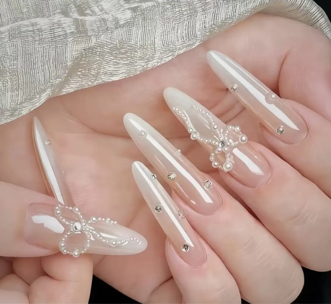 ネイル ハンドネイル Luvia Ginzaのネイルデザイン