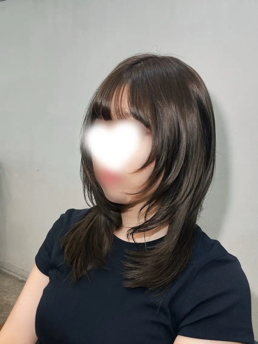 セミロング カット ヘアカラー トリートメント レイヤー/デジパ SAKIのヘアスタイル