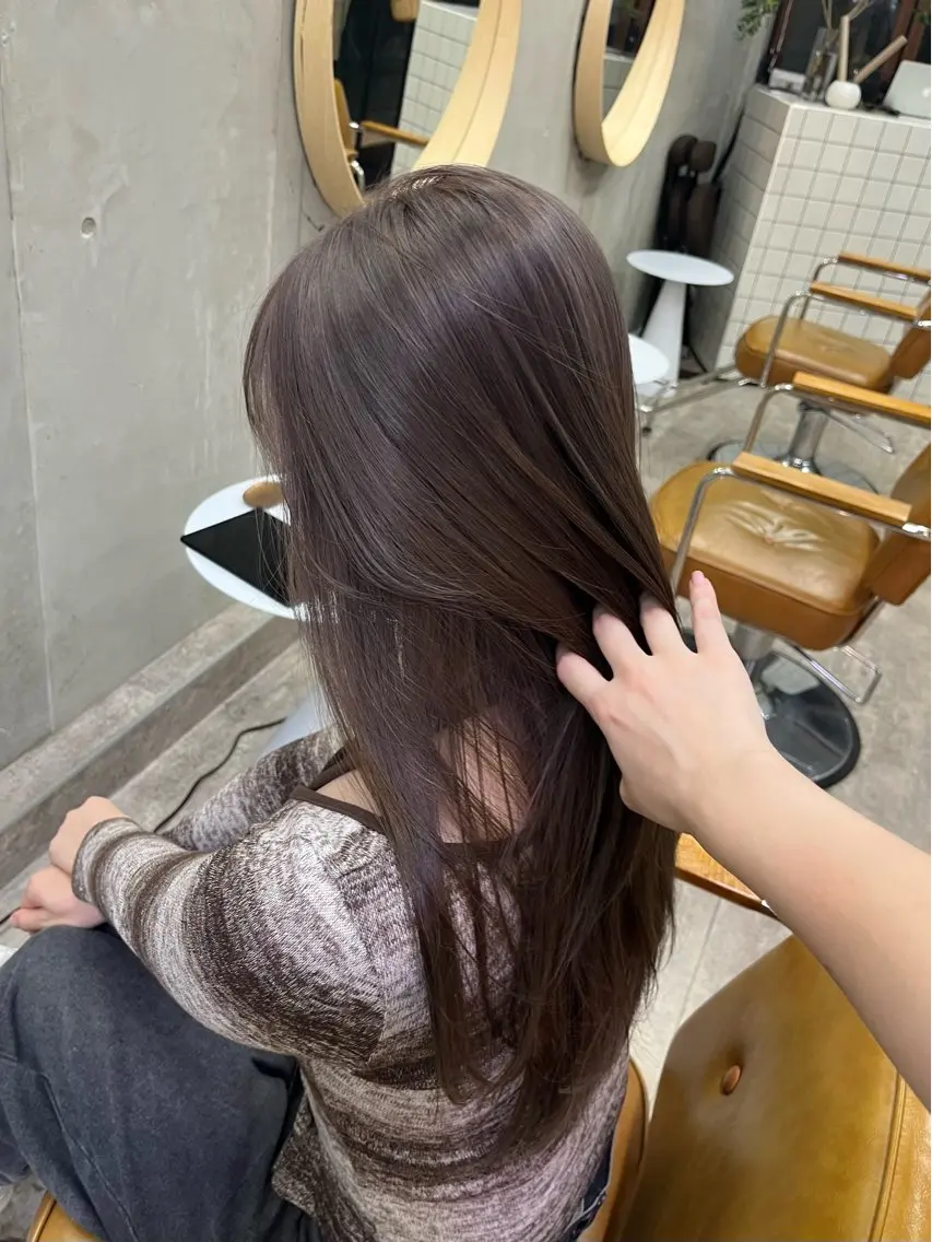 ロング カラー ベージュカラー ブリーチ ケアブリーチ 透明感カラー ダブルカラー 🤎𝐌𝐚𝐨⌇ お悩み解決美容師🤎のヘアスタイル
