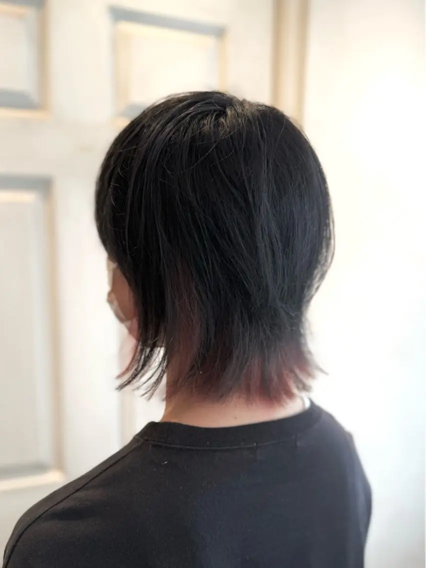 メンズ メンズインナーカラー カット ヘアメイク美容師 🦋サカモトレナ🦋のヘアスタイル