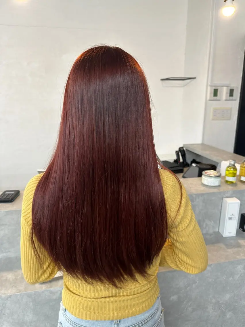 ミディアム ヘアカラー トリートメント miloc MOMOKAのヘアスタイル