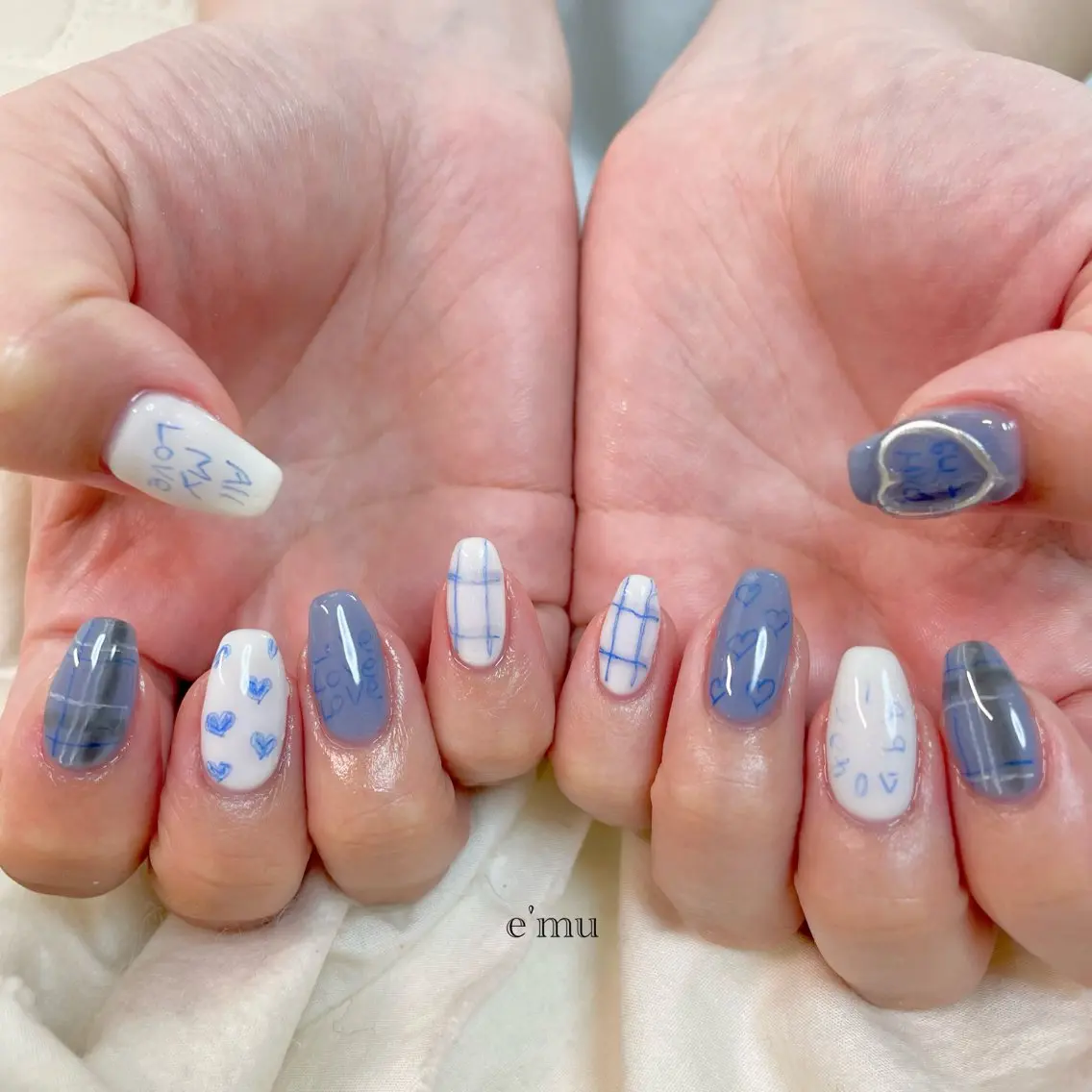 ネイル nail salon e'mu💐のネイルデザイン