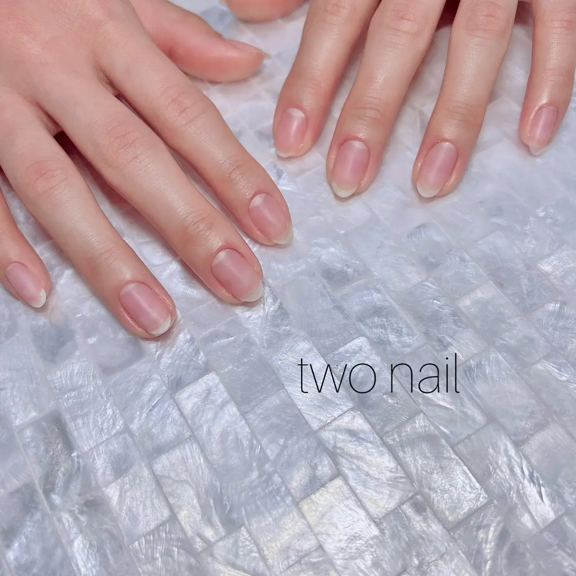ネイル ネイルチップ ホワイト オフのみ(ネイル) two nailのネイルデザイン