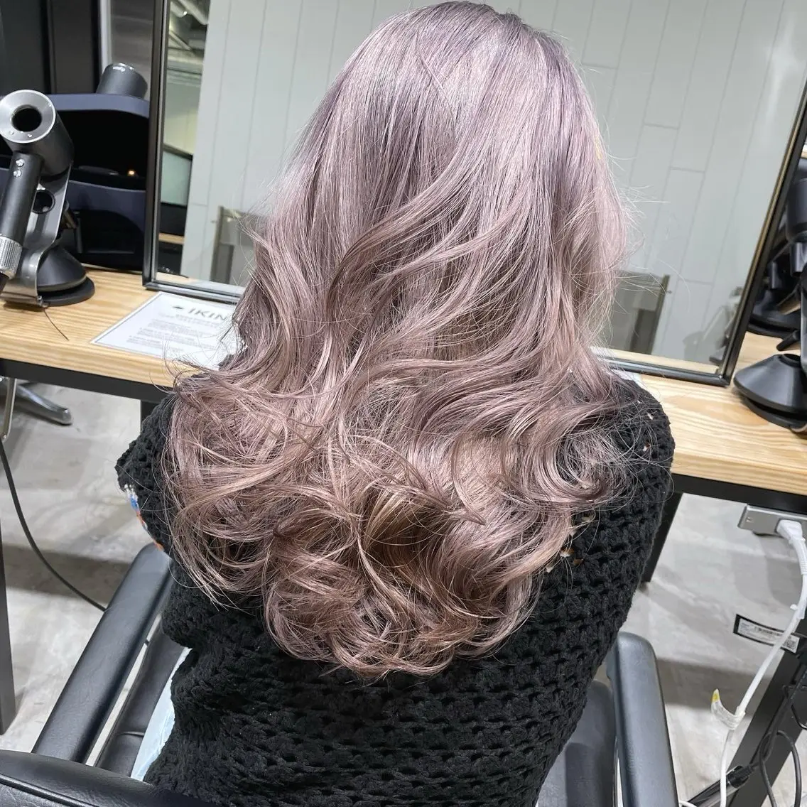 ロング カラー カット ヘアカラー トリートメント ヘアセット 💜ハイトーン💛 マジカルかいちゃんのヘアスタイル