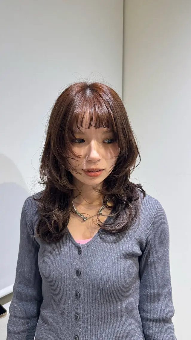 ミディアム カラー ブラウンカラー オレンジ オレンジブラウン ヘアカラー トリートメント ヘッドスパ SARA高吉 華鈴のヘアスタイル