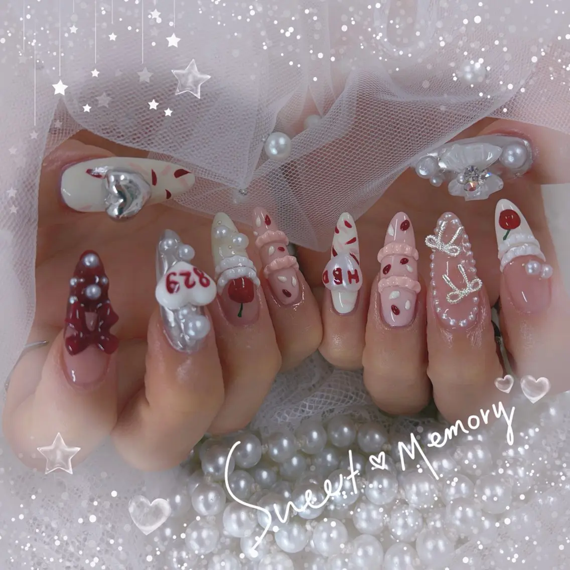 ネイル チークネイル フレンチネイル ガーリー ガラスフレンチ グラデーション ハンドネイル Chill Nailsalonのネイルデザイン