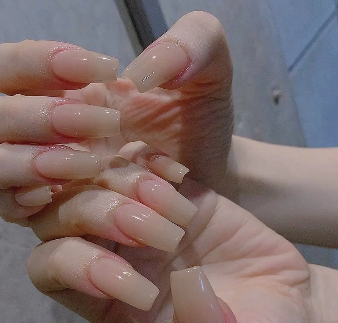 ネイル フレンチネイル ジェルネイル ガラスフレンチ ハロウィン ハート H.baby Nail Salonのネイルデザイン