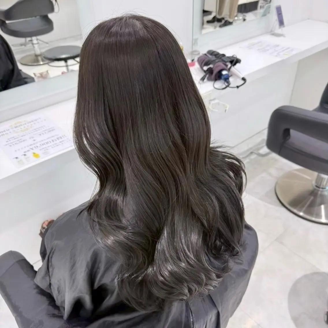 カラー 🤍ブリーチなし ブラウンhimi🤍のヘアスタイル