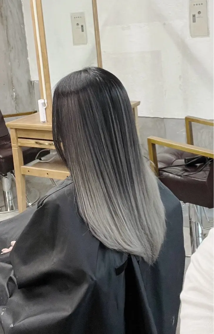 セミロング カラー バレイヤージュ レイヤーカット ヘアカラー トリートメント 指名数No.1 /NAOYAのヘアスタイル