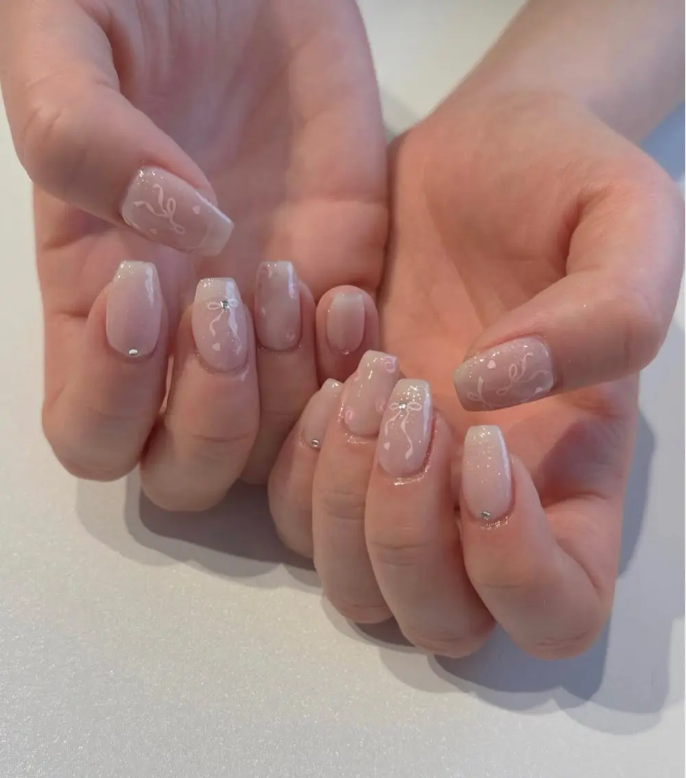 ネイル 韓国ネイル ニュアンスネイル シンプルネイル ワンホンネイル Nihonthy Nail 新宿のネイルデザイン