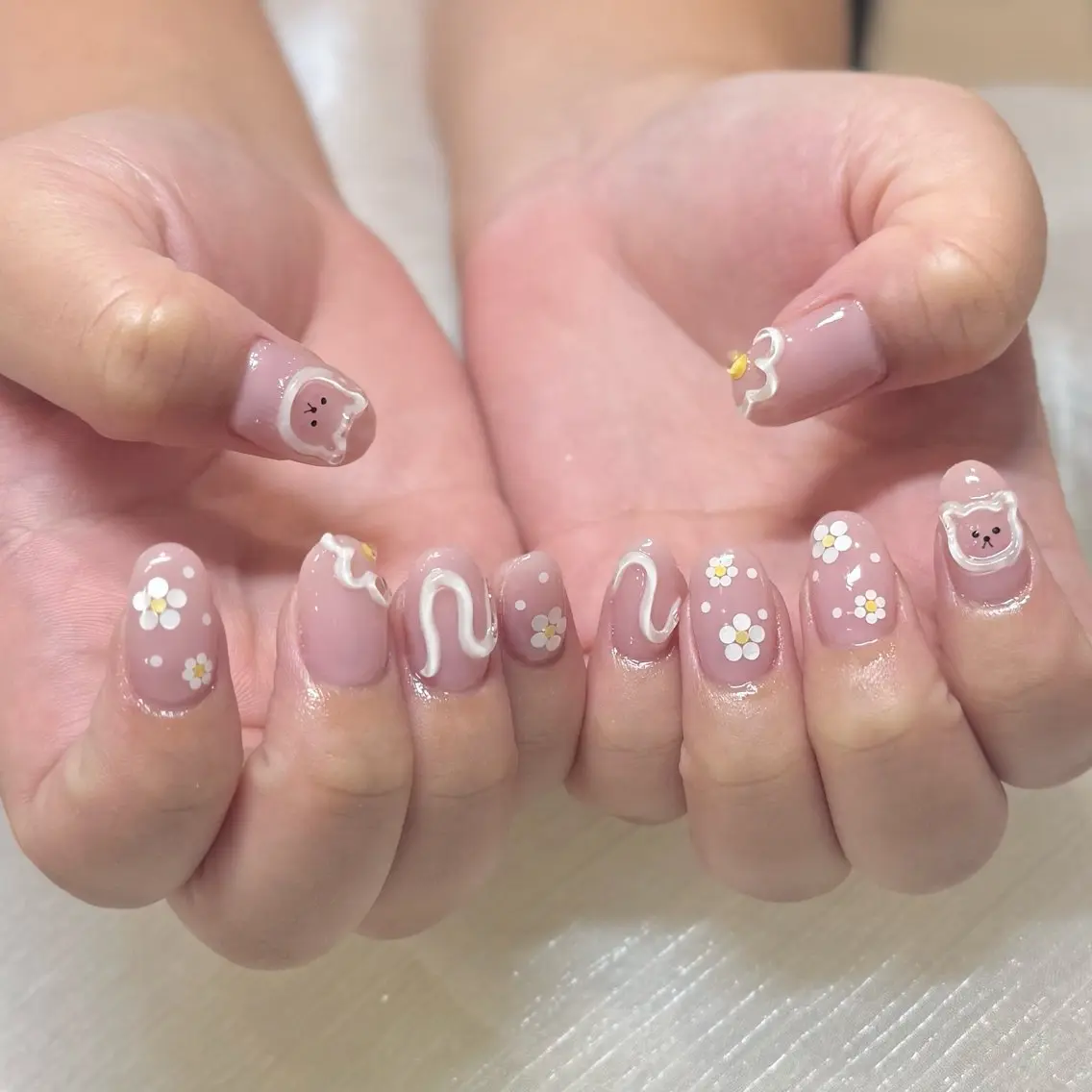 ネイル ハンドネイル 新井 ひなののネイルデザイン