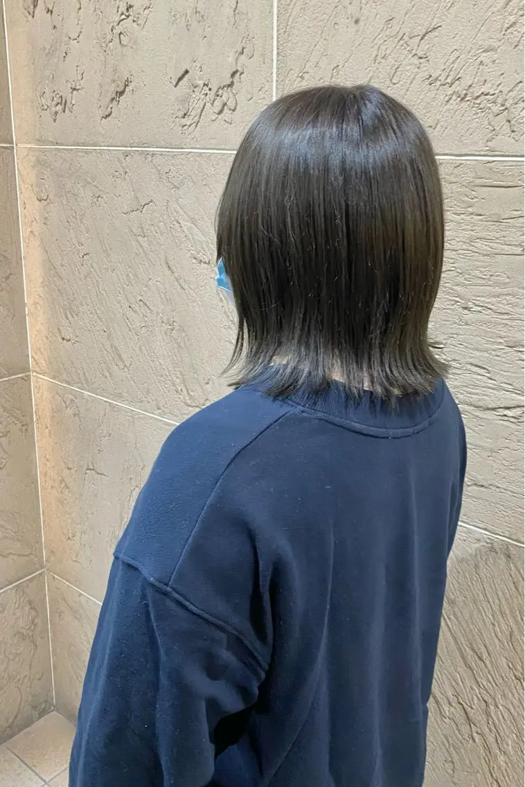 ミディアム カラー 菊地 紗矢のヘアスタイル