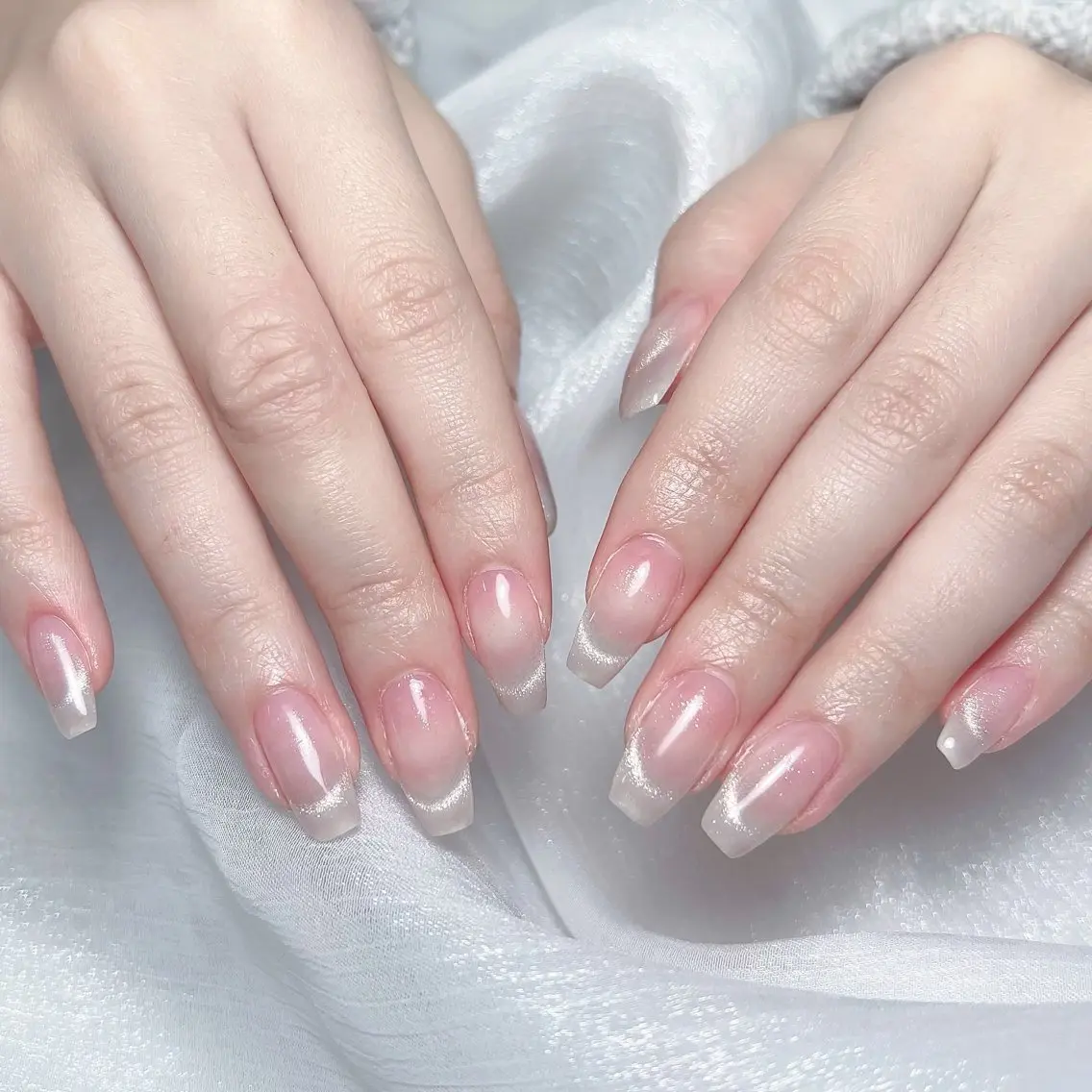 メンズ ネイル メンズ韓国風 アートネイル オーロラネイル ガーリー キラキラネイル Nail salon 木にいるのネイルデザイン