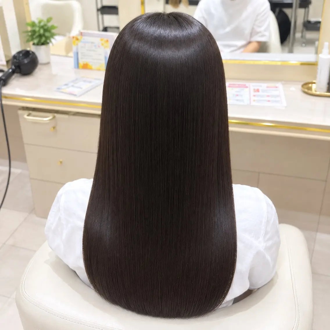 ロング 縮毛矯正 トリートメント 🤍縮毛矯正 髪質改善 ツヤ髪🤍のヘアスタイル