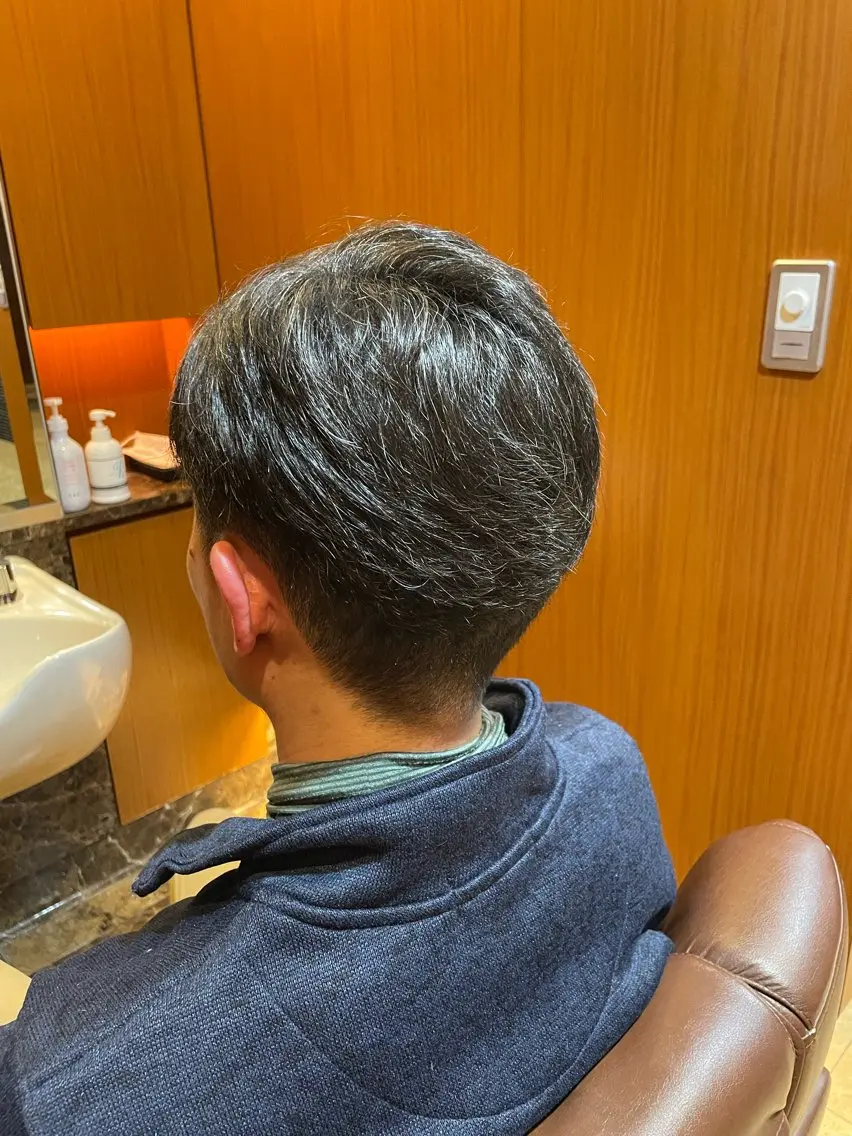 メンズ カット シマサキ シイナのヘアスタイル