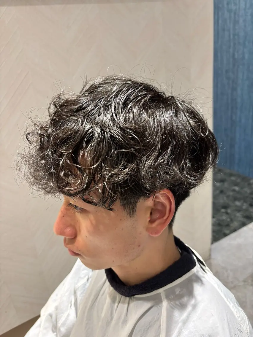 パーマ メンズ 篠田 綾乃のヘアスタイル