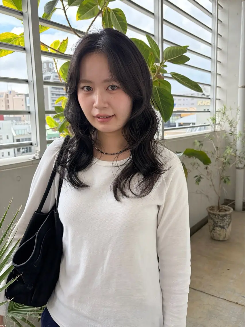 ロング カラー 透明感カラー ヘアカラー ハルカ 透明感カラーのヘアスタイル