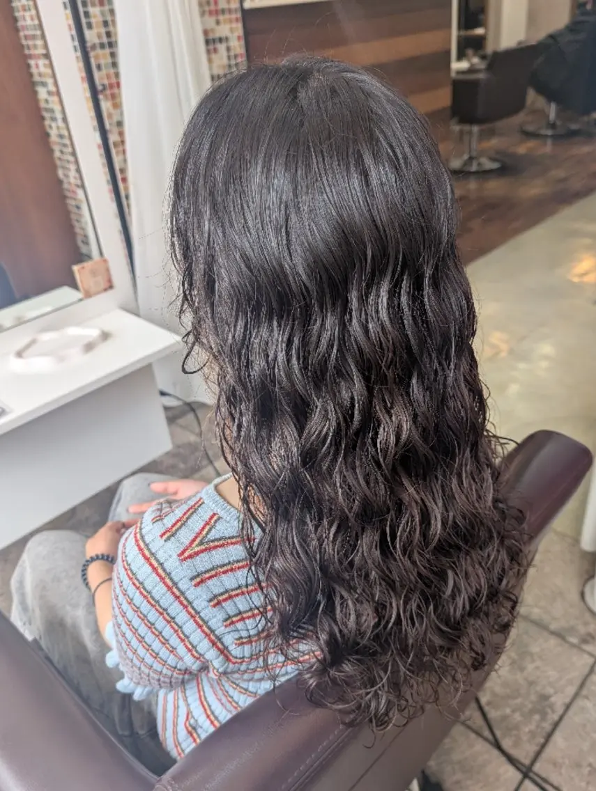 ロング パーマ スパイラルパーマ August  梅原 千愛のヘアスタイル