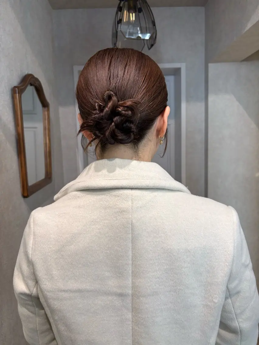 ミディアム ヘアセット 透明感モテスタイル 💞SHIORI💞のヘアスタイル