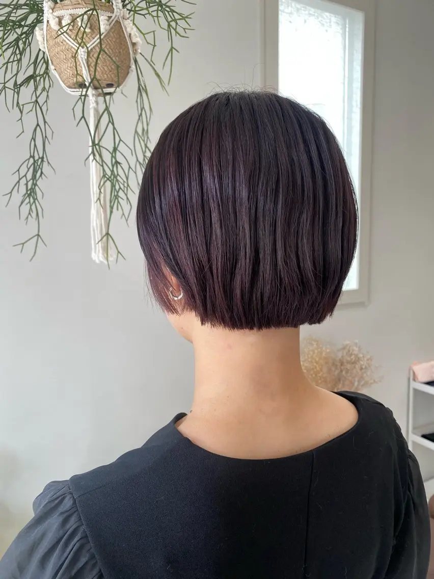 ショート ミストバング 韓国風ヘア カット ヘアカラー トリートメント 🪻花屋併設🪻秀島 有紀のヘアスタイル