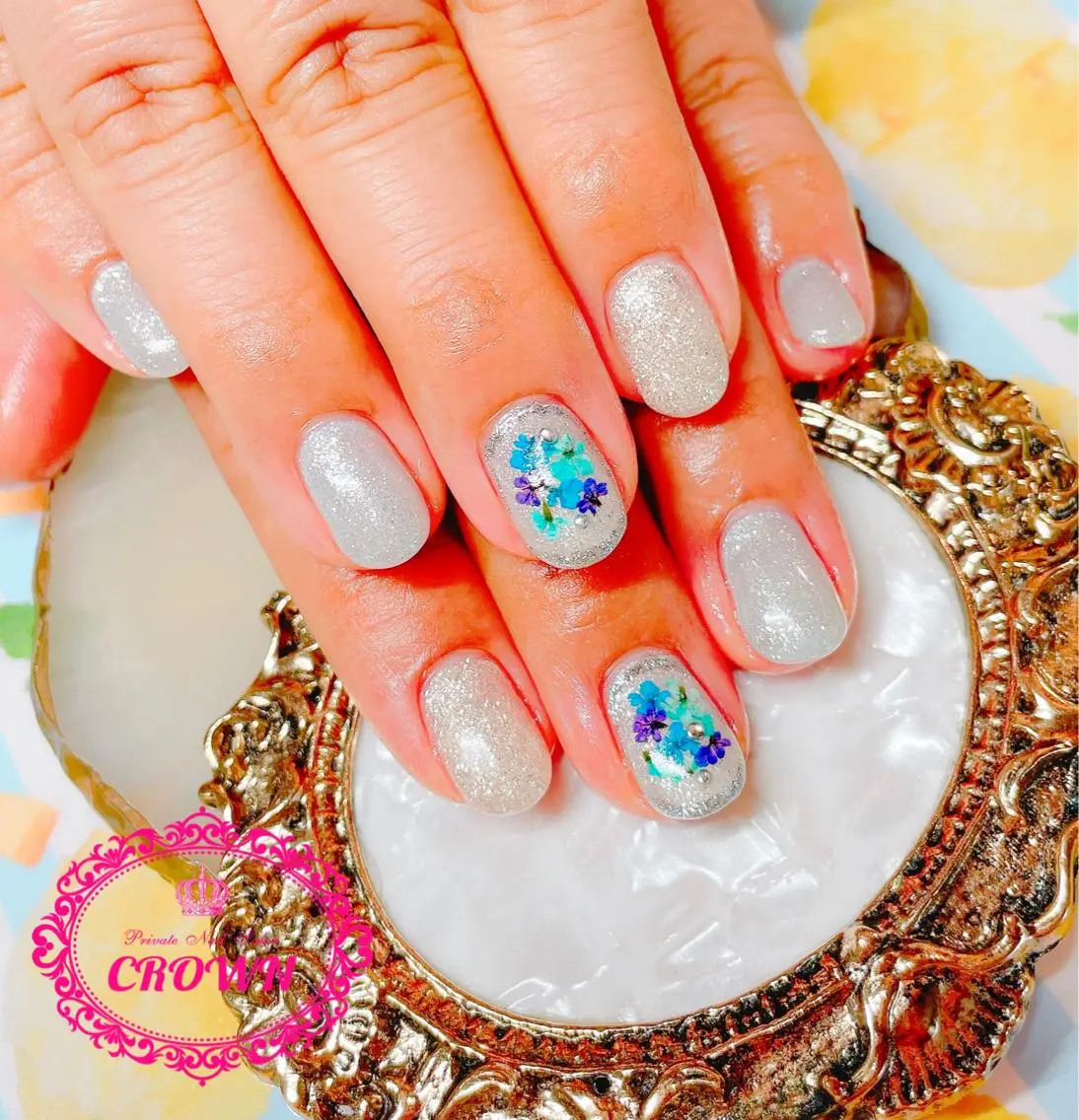 ネイル ハンドネイル CROWN プライベートサロンのネイルデザイン