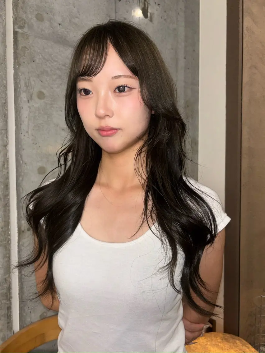カラー ヘアカラー 佐藤 穂果のヘアスタイル