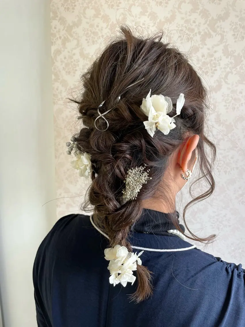 ヘアアレンジ ヒヨシ ルナのヘアスタイル