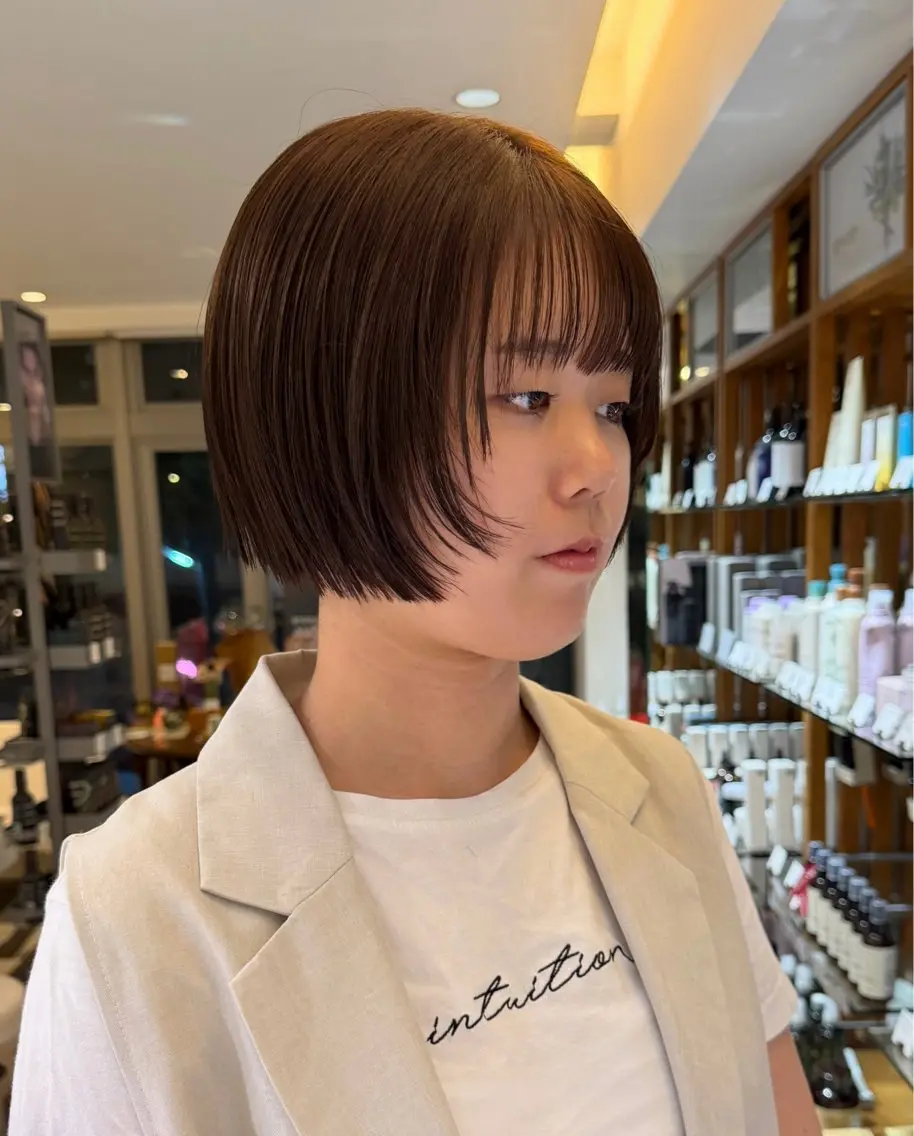ショート 岸 奈々香のヘアスタイル