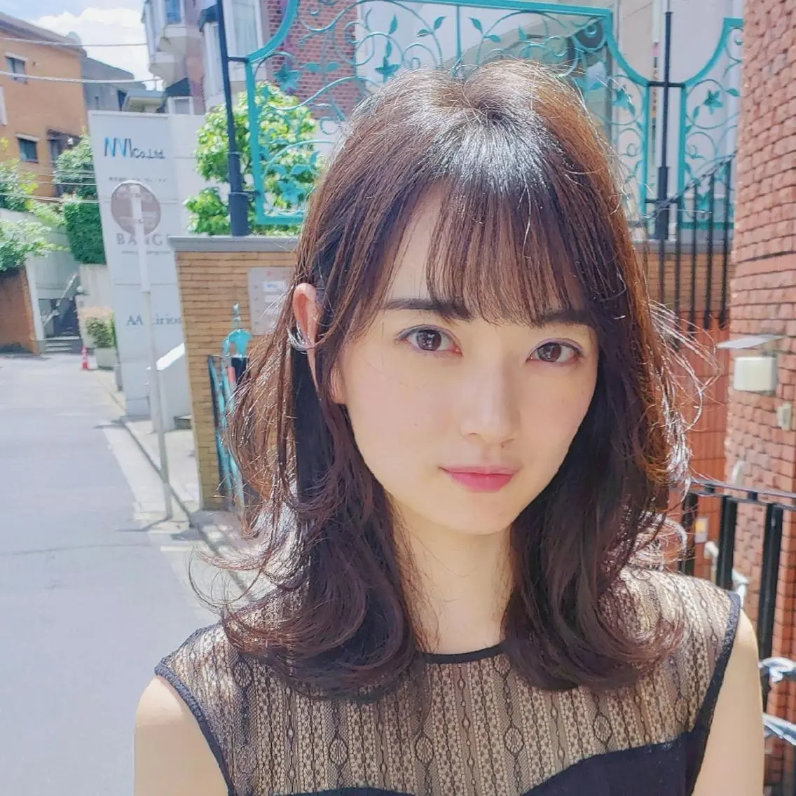 セミロング [店長]カラーが好評 　小林のヘアスタイル