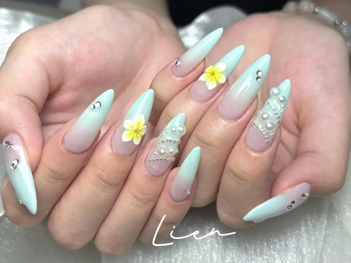 ネイル 👛Lien nails🎀のネイルデザイン
