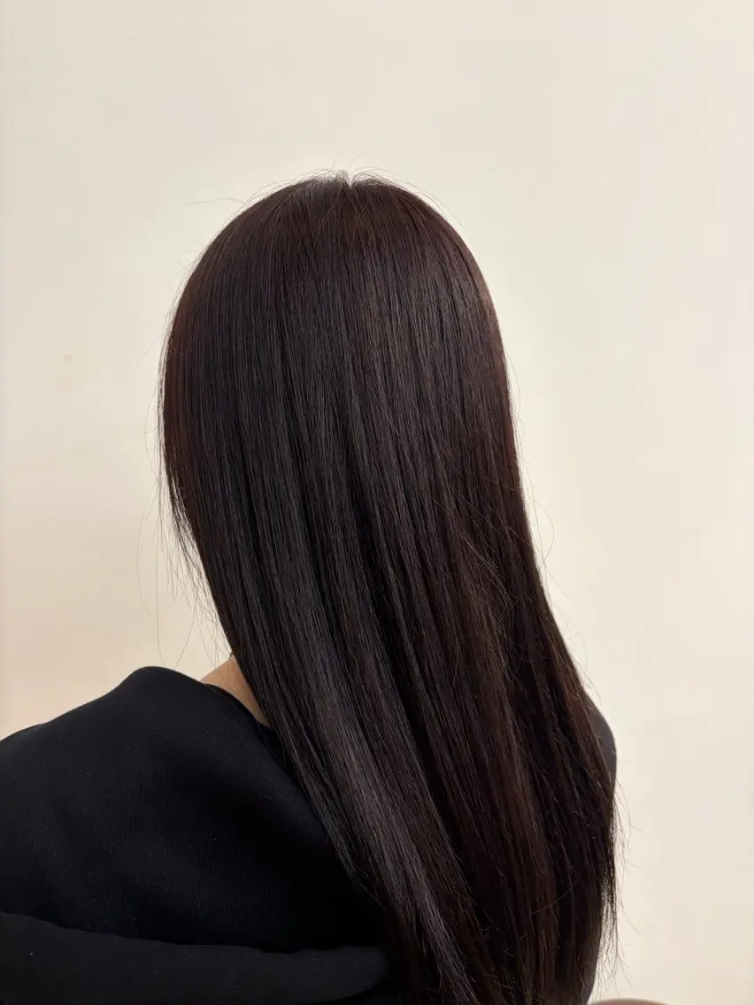 ロング カラー ヘアカラー MINDS LINO Hinaのヘアスタイル