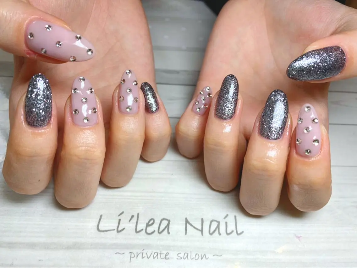 ネイル Li'leaNail AINAのネイルデザイン