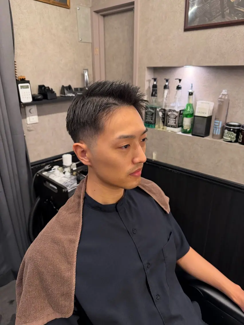 メンズ 刈り上げ 加藤 大輝のヘアスタイル