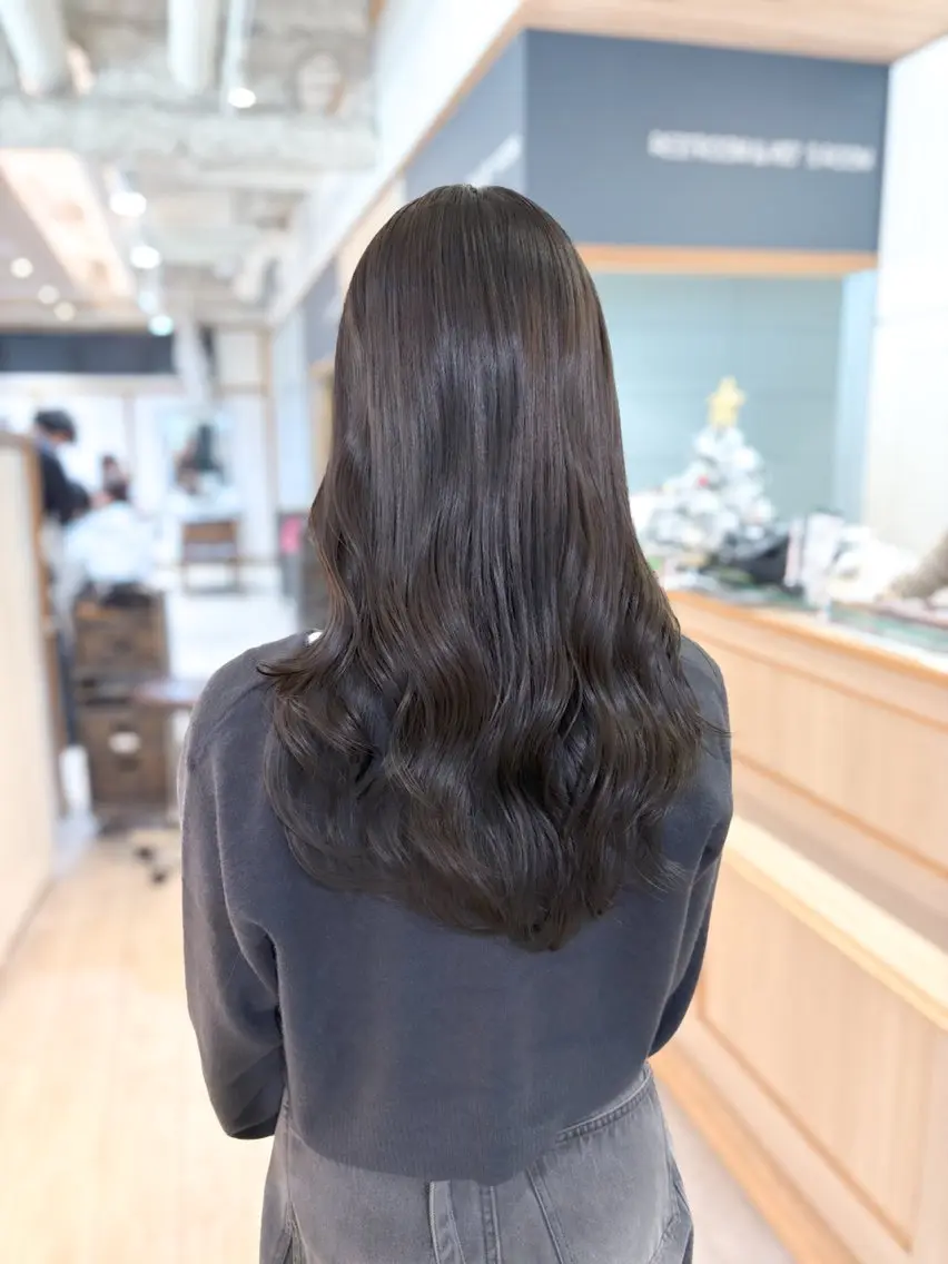 ミディアム カット ヘアカラー Ami 🕊✨のヘアスタイル